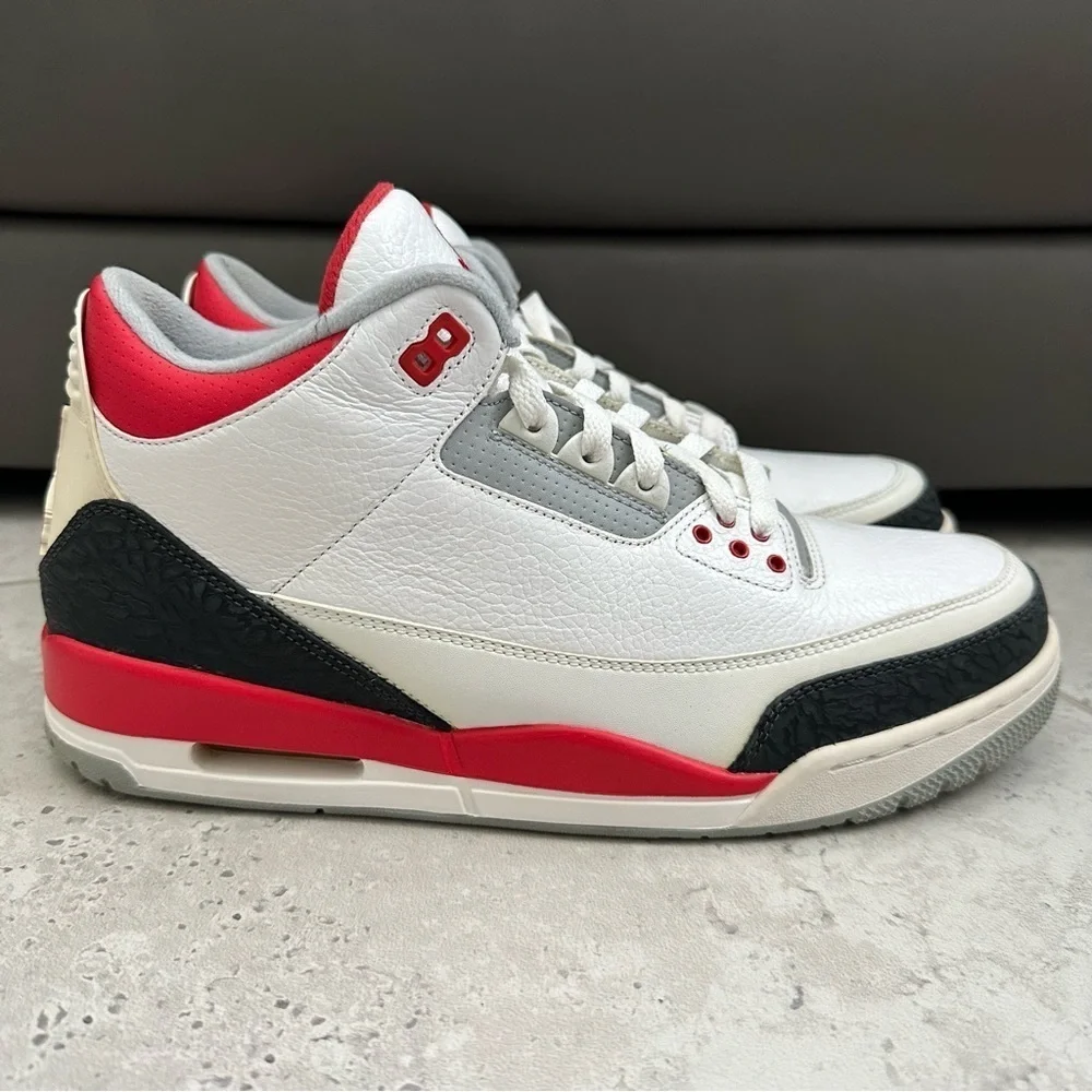 Jordan 3 Retro Sneaker Size 11.5 Men